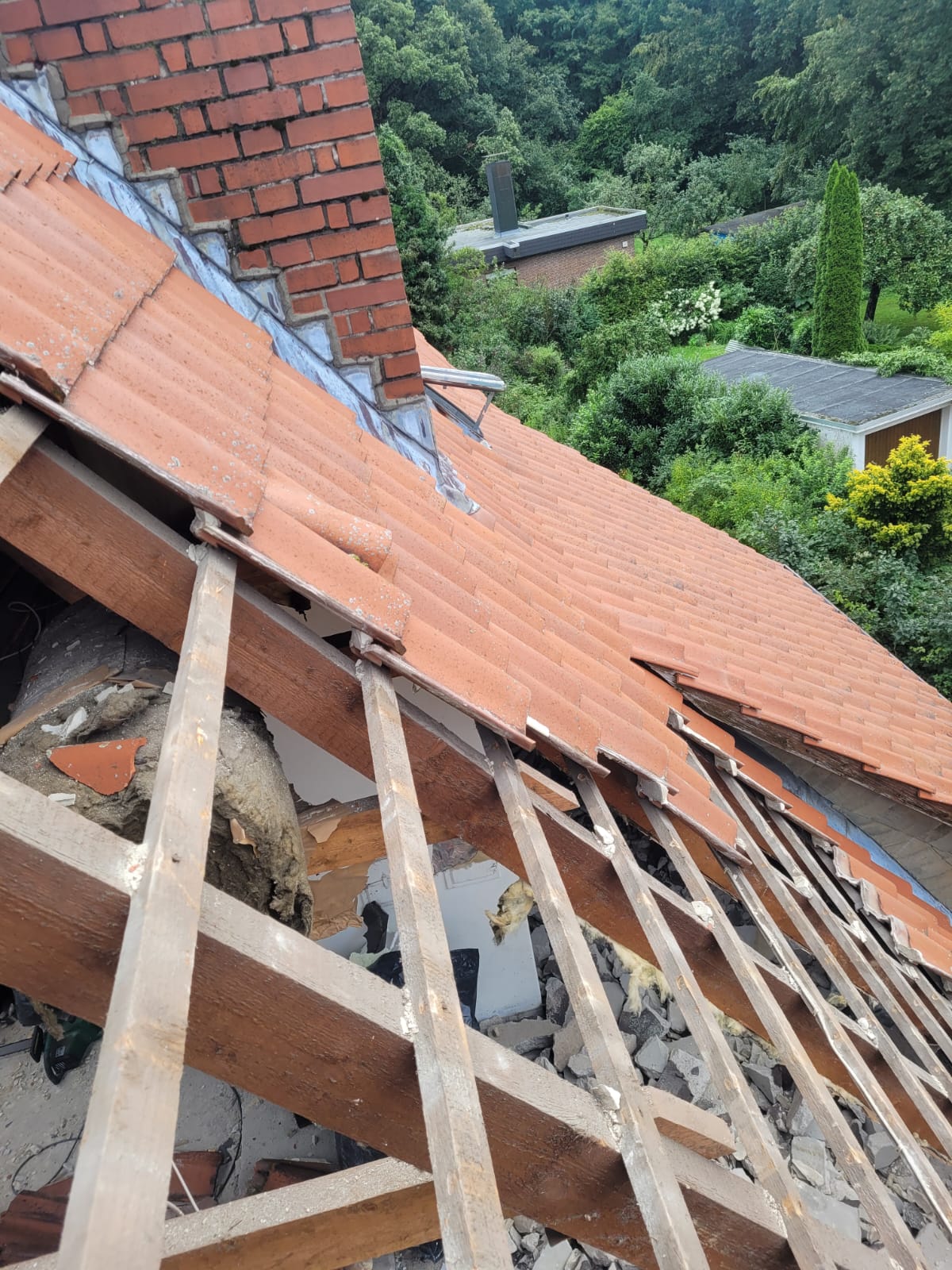 Dachsanierung an einem Wohnhaus